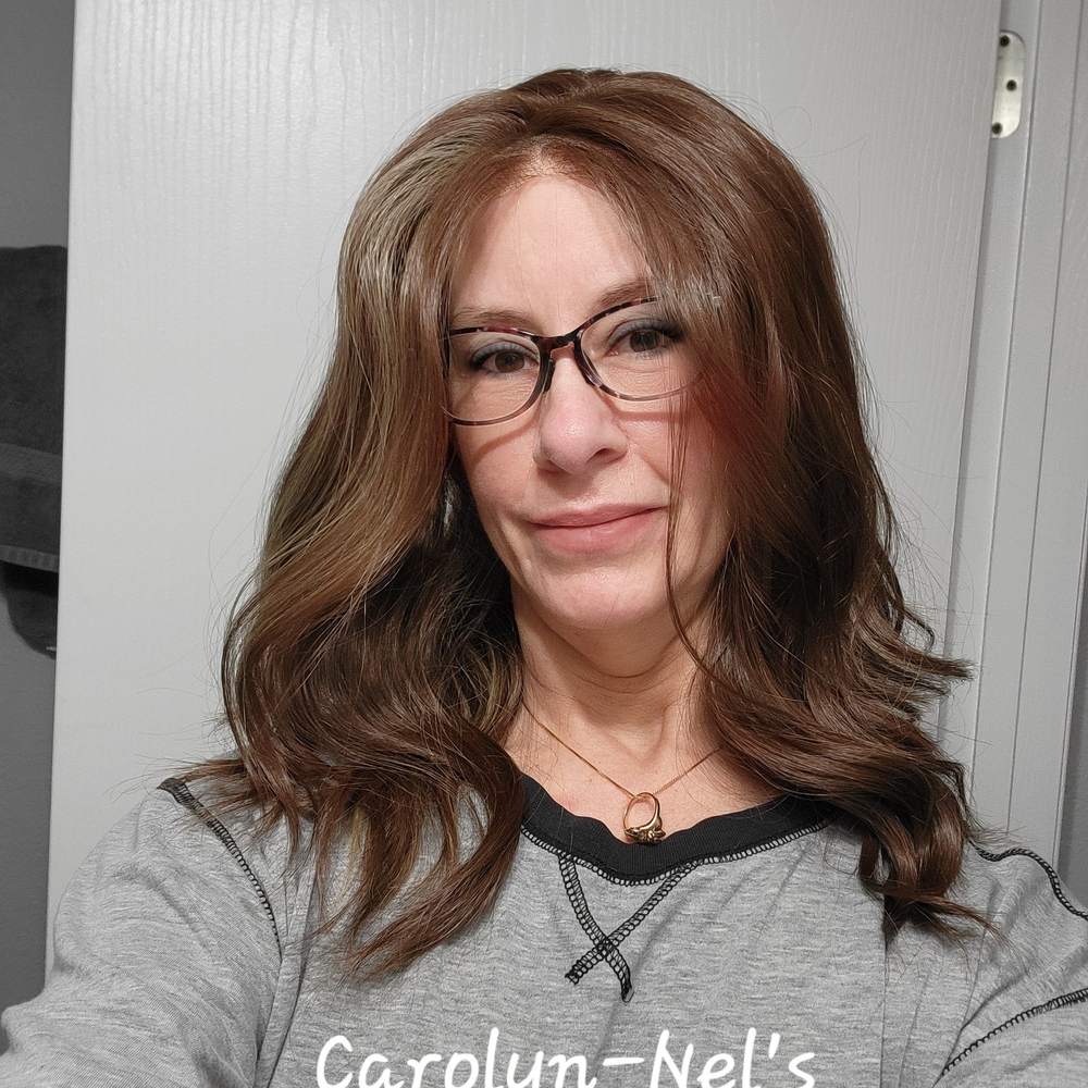 NWOT Nel's Wigs Lace Front Carolyn Wig (My Namesake)